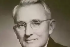 怎样做一个快乐的女人？卡耐基教你三招实用方法图片