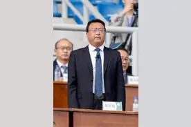 东北电力大学隆重举行2021级新生开学典礼暨军训闭营式图片