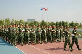 给山东大学99届一位军训女生的道歉信图片