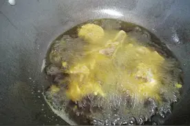 草鱼不要拿来烧了，炸鱼块图片