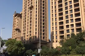 南昌市中心超级神盘，价格过高超过预期，无人买单被迫“烂尾”图片