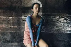 淡淡的忧伤——李晓刚少女人物油画作品欣赏（图）图片