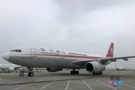 空客A330宽体客机首航成功 扬泰国际机场进入“大飞机”运行时代图片