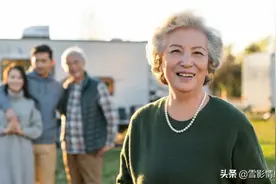 62岁阿姨坦言：和研究生儿媳相处1年发现，学历和做人是两码事图片