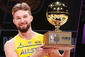 小萨博尼斯获得2021年NBA全明星技巧挑战赛冠军图片