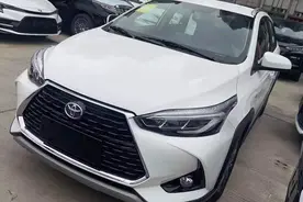 低至7.58万！到店体验全新丰田致炫，外观大气，内饰来搞笑？图片