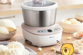 开挂般的面食厨具 有和面小能手小熊和面机图片