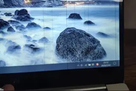 小米笔记本Air系列遭用户集体投诉：数十位消费者电脑屏幕出现竖线图片