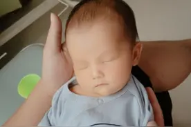 婴儿的头发该不该经常剃？图片