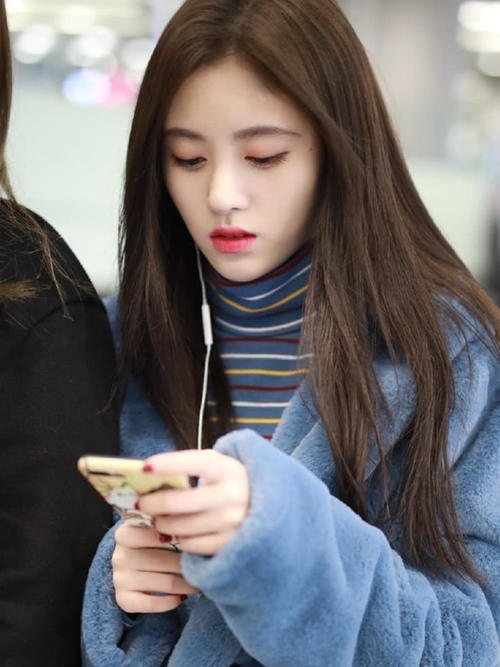 沙宣“退位让贤”，护发届翘楚“阿玛尼”上线，网友：良心洗发水