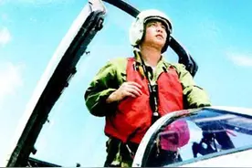 王伟坠机时,赵宇亲眼目睹全过程,没有选择反击，事后被授予一等功图片
