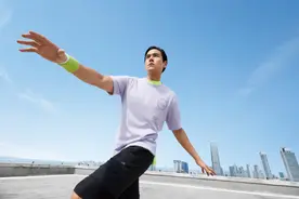 彭于晏 清清爽爽的精神小伙儿，你们想念的图片