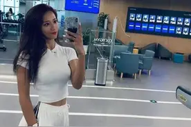 180公分的北京妹子，马甲线+蜜桃臀，这才是好身材的风向标图片