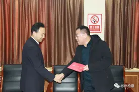 咸阳市检察院党组副书记、副检察长王一凡深入彬州市院看望慰问困难干警图片
