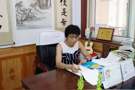 城阳故事 | 孙莉莉——扎根家乡，点亮孩子的梦想灯塔图片