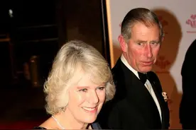 钱多到没处花，沙特王室这些年到底送了多少珠宝给英国王室？图片