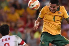 他身高不足1米8，却是“英超头球王”！曾效力中超还让国足折戟图片