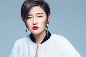 本山传媒娇娇又起怀孕疑云，近照肚大如箩，与富豪男友关系仍是谜图片