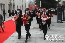 鲲鹏展翅今朝志 万里乘风六月歌——西安市89中举行2021届高三成人礼暨高考冲刺誓师大会图片