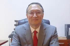 捍卫祖国！他是中国首位维吾尔族大使，驳斥西方谣言，在外媒为新疆发声！图片