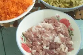 肉三鲜包子图片