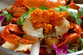 吃不完的螃蟹怎么保存？教你一招，保存半个月一样鲜活图片