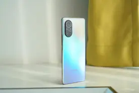 荣耀V40轻奢版深度测评：潮流设计+均衡体验，为什么值得买？图片