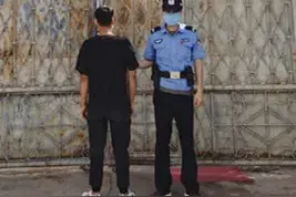 云南小伙跟女朋友吵架后动手，被拘留13天图片