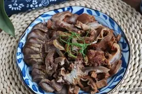 比猪头肉还要过瘾的特色美食，口感幽香味道超棒，大人孩子都爱吃图片