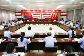 “赓续精神血脉 传承红色基因”——郑州铁路公安局隆重召开老领导讲优良传统警营座谈会图片