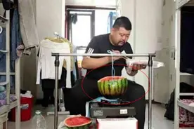 应届毕业生寝室现状，宿管阿姨看不下去了，你们也太能“凑合”了图片