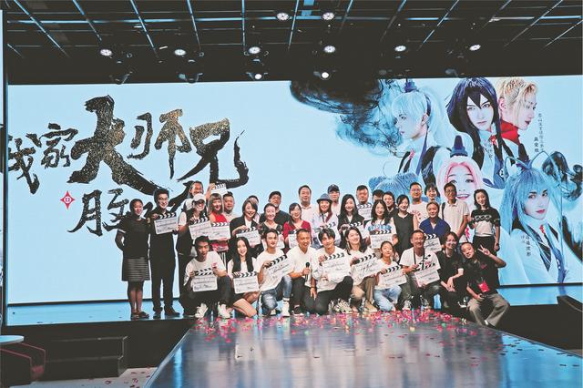 成都影视城：强势崛起的影视文创新地标