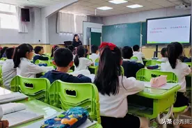 莲华小学语文组开展“新基础教育”研讨活动图片