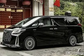 新车 | 满身金凤凰！丰田埃尔法“世纪版”发布，比雷克萨斯LM香？图片