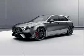 全新AMG A45，地表最强2.0T，421匹马力零百3.9秒图片
