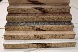 定制衣柜水太深！索菲亚康纯板和爱格板哪个好？进口颗粒板好不好图片