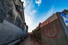 6楼多次找1楼商量加装电梯，1楼提两方案后，6楼再也不找他了图片