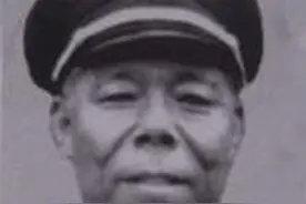 他只是一个上校，但却被周总理特批，见任何领导都不需要敬礼图片