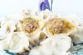 牛肉萝卜馅饺子的做法，调馅只需做对这一步，个个薄皮大馅还多汁视频封面