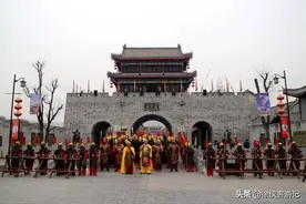 河洛古城，历史重镇，赏民俗听戏曲、品各地美食，就在郑州附近图片