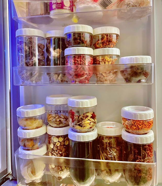 海参花胶骨头可以放海底椰吗 2025年海参花胶骨头煲汤