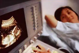 为生男孩，他们喂孕妇吃“转胎丸”，却害惨孩子成畸形阴阳人图片