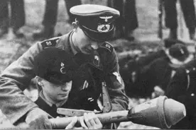 1945年4月30日，苏联红军攻占柏林图片