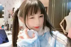 30岁阿姨天生萝莉脸，双马尾造型令人迷惑：确定不是00后？图片
