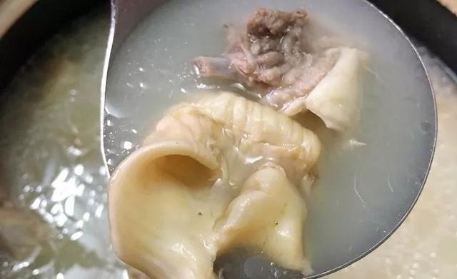 花胶大骨汤营养价值 花胶大骨汤营养价值及功效
