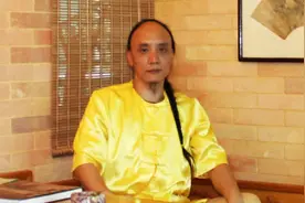 留辫子的“现代人”，自称是皇室后裔，为保血脉纯正拒娶普通女子图片
