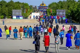 津门网何怀东：成吉思汗陵查干苏鲁克大祭掠影图片