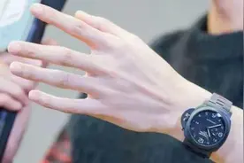 手控者的福利，说到男明星的美手，你们会想到谁呢？图片