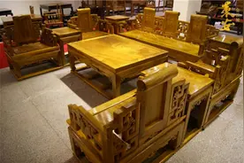 “奇葩”贫困户：全家住着8亿金丝楠木，儿子至今穷到打光棍图片