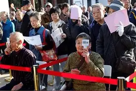 什么神仙搭配！“莆田系”大佬入主，连亏两年莎普爱思变扭亏为盈图片